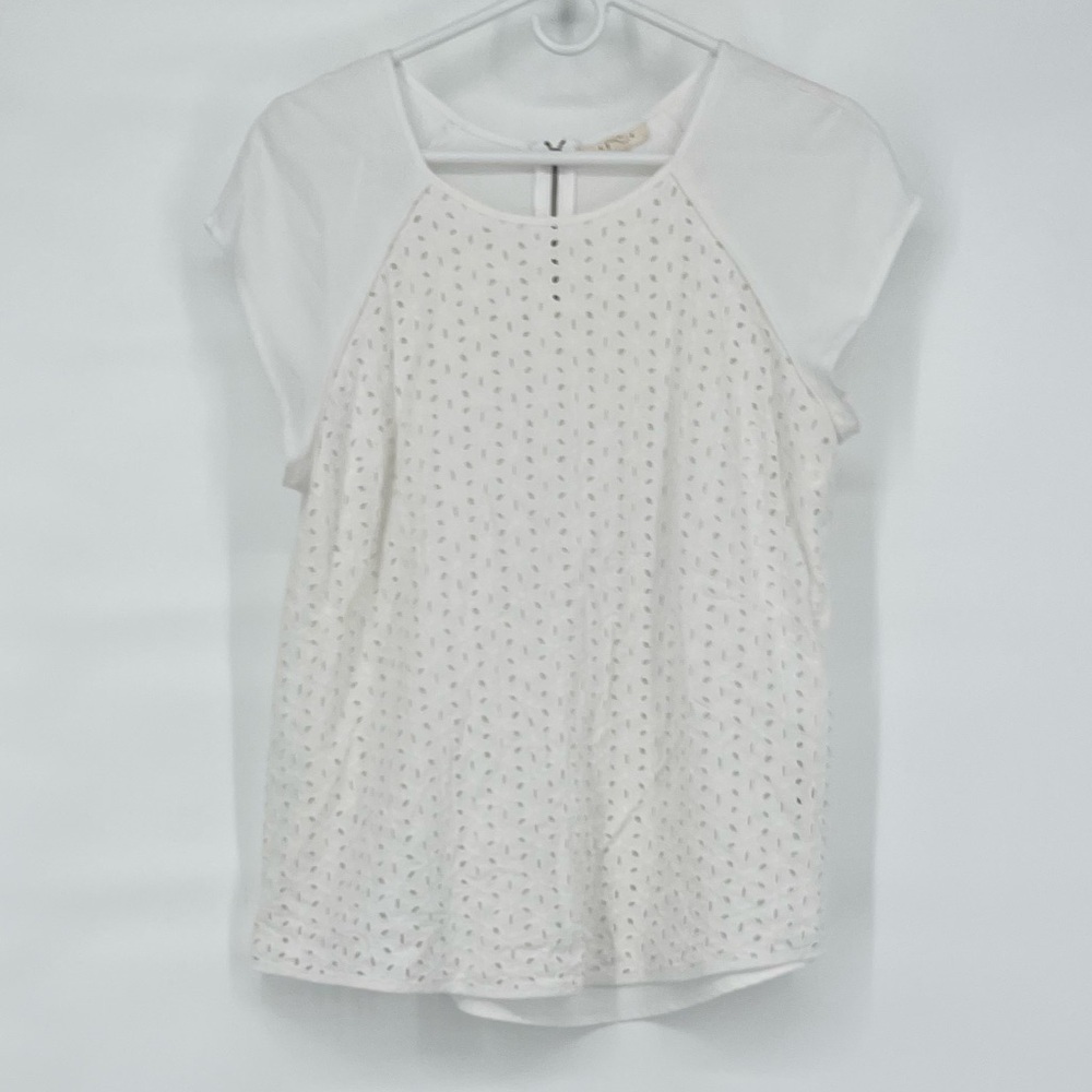Adiva white eyelet front short sleeve blouse